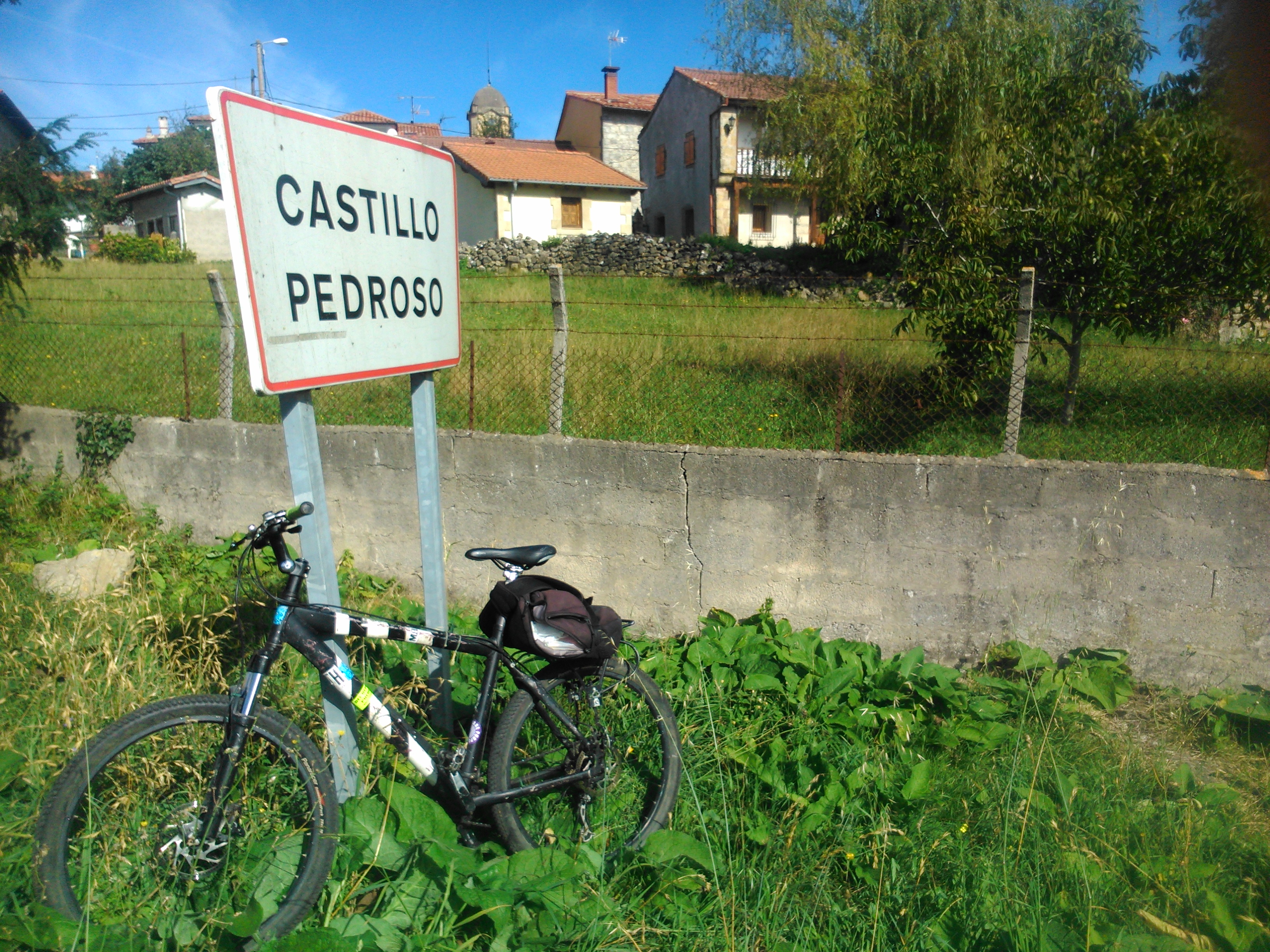biking hell improvises castillo pedroso